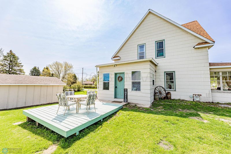 321 Curry Ave, Detroit Lakes, MN 56501
