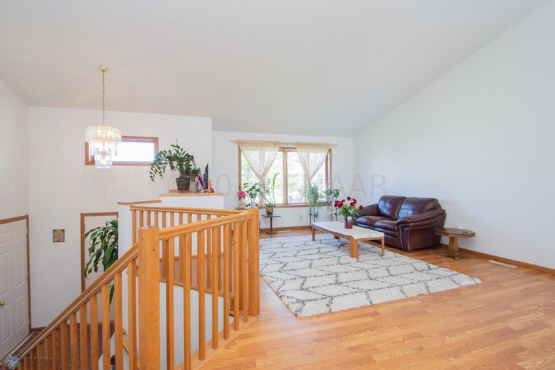1708 33rd St S, Moorhead, MN 56560