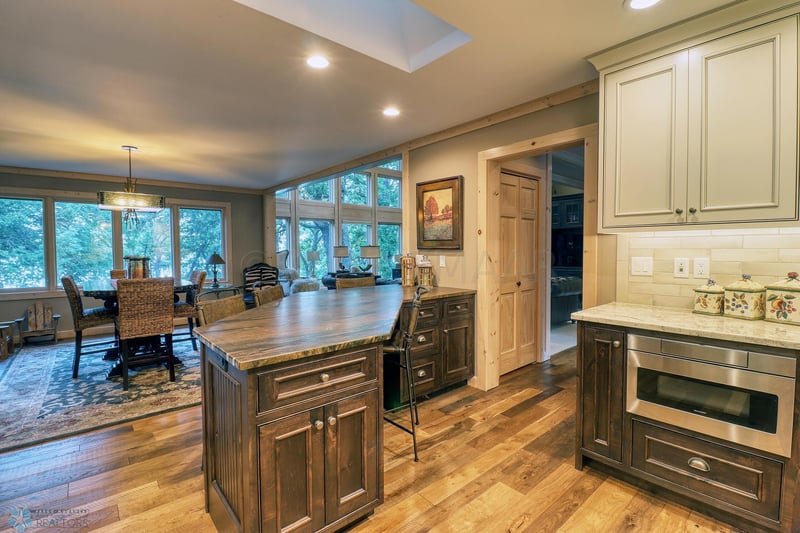 19201 Quartz Rd, Clitherall, MN 56524
