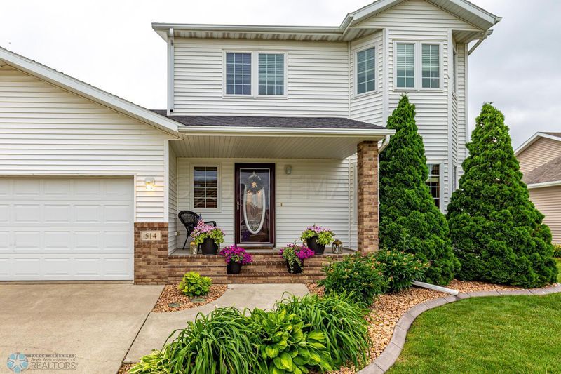 514 8 St NE, Dilworth, MN 56529