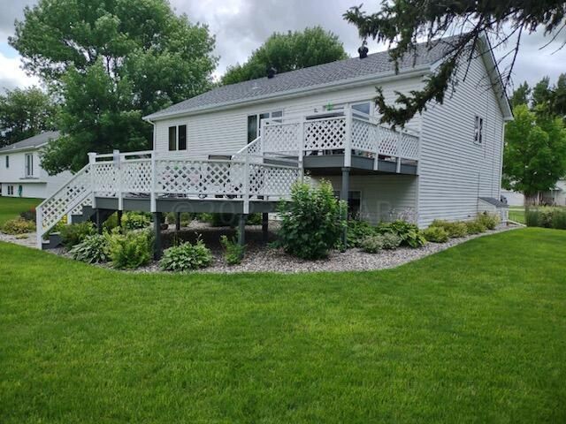 202 9 St SE, Glyndon, MN 56547
