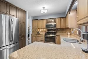 809 12th St N, Breckenridge, MN 56520