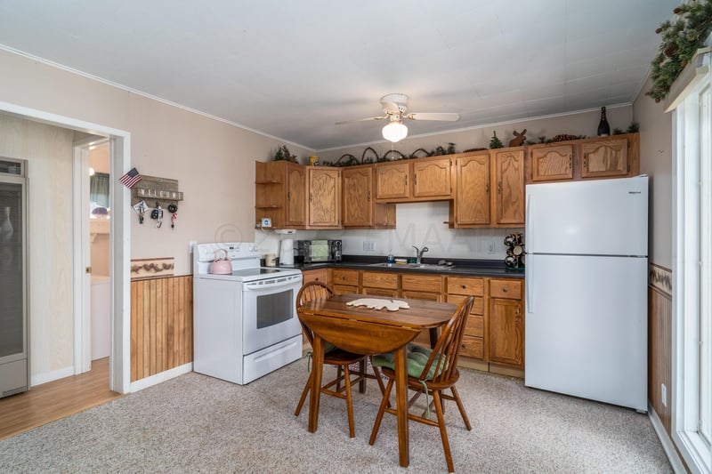 13952 Elmer Hanson Dr SE, Mentor, MN 56736