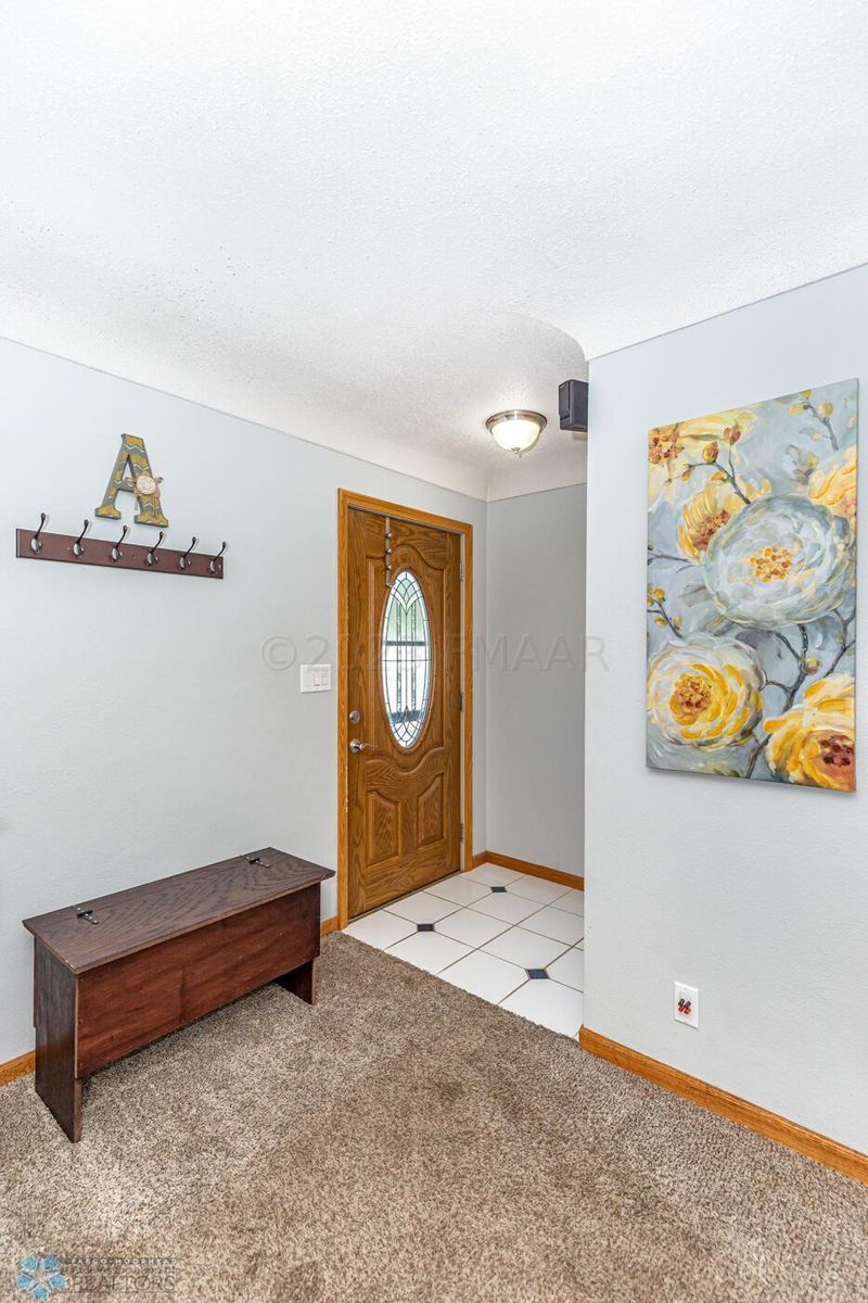 211 4 St NE, Dilworth, MN 56529