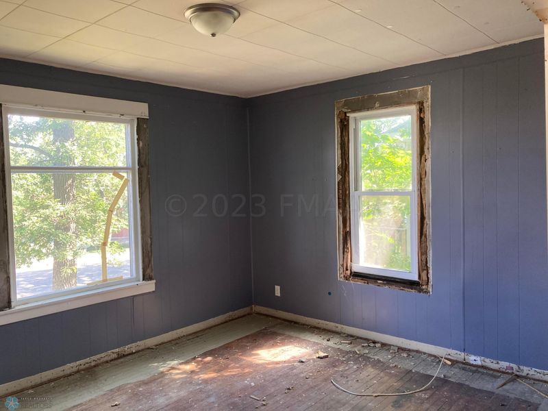 317 Park St, Detroit Lakes, MN 56501