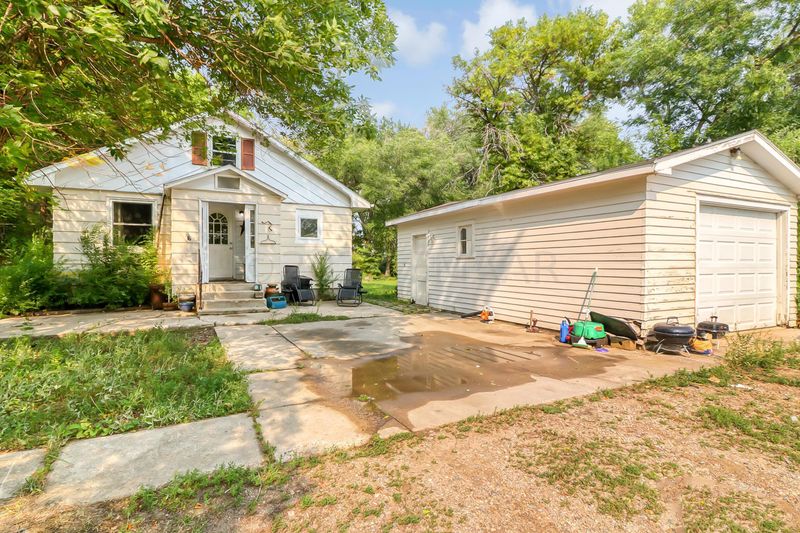 630 7th St, Felton, MN 56536