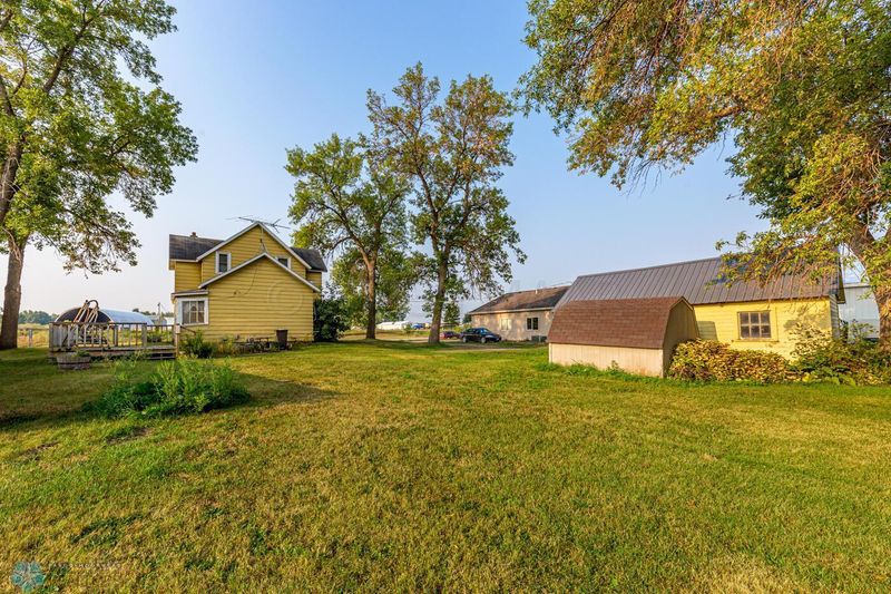 613 Valley St, Hawley, MN 56549
