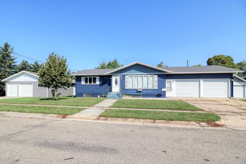 17 1 Ave E, Ada, MN 56510