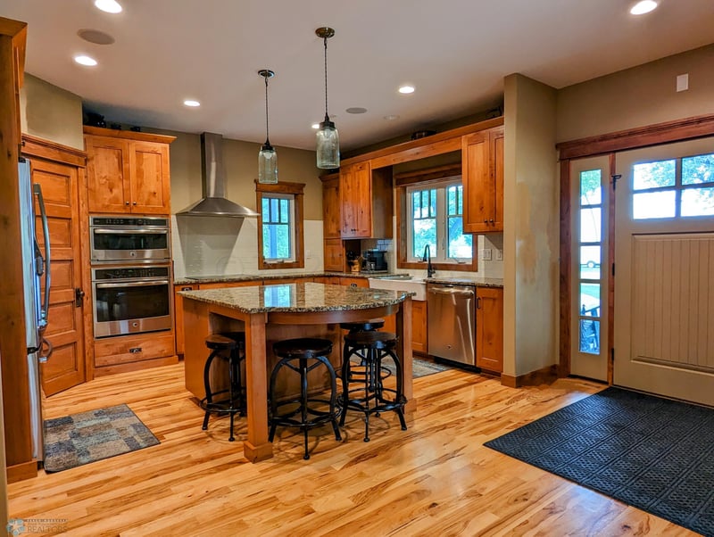 5523 28 Ave N, Moorhead, MN 56560