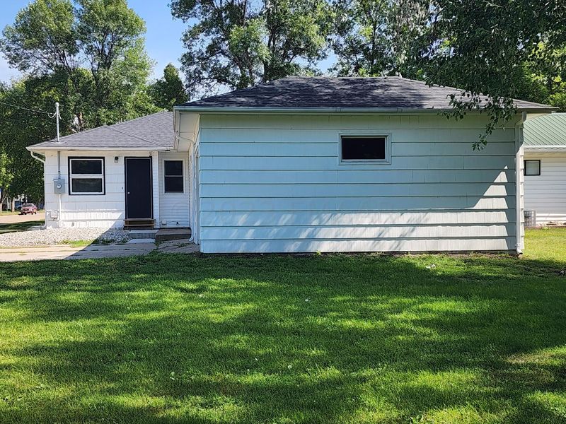 1401 15th St S, Moorhead, MN 56560