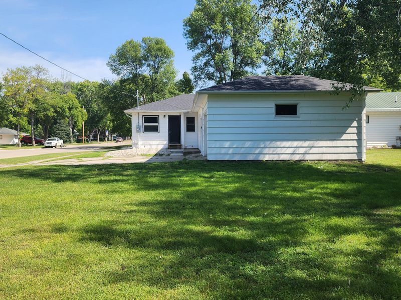 1401 15th St S, Moorhead, MN 56560