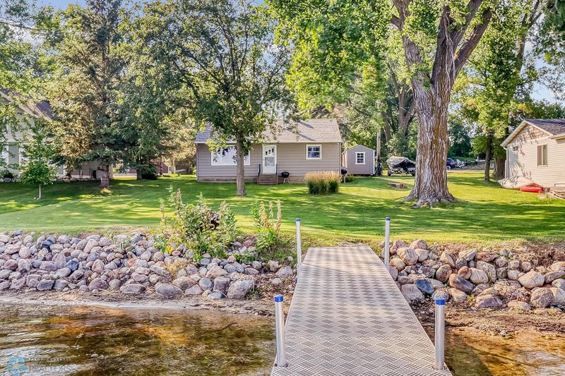 41832 Dawn Dr, Pelican Rapids, MN 56572