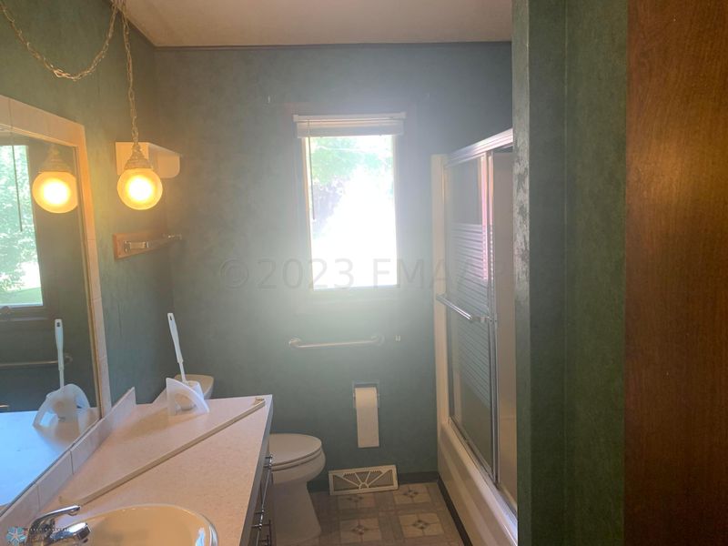 407 5 St NE, Dilworth, MN 56529