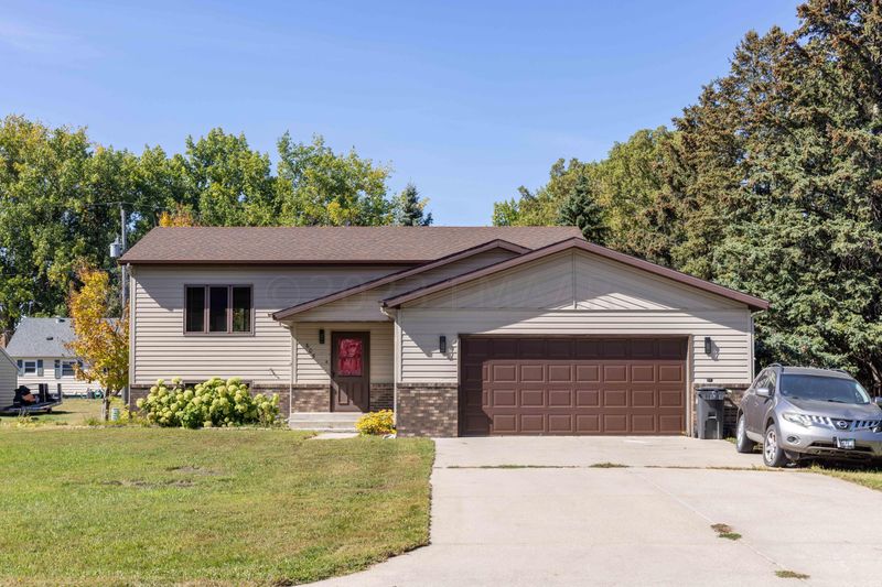 605 Lund Ave, Glyndon, MN 56547
