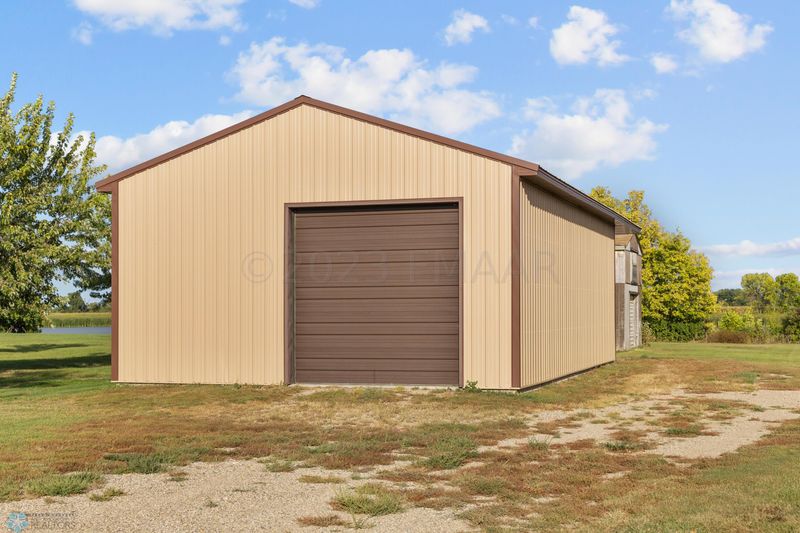 2072 360th St, Breckenridge, MN 56520