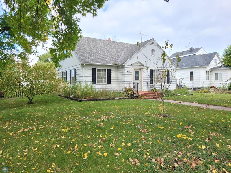 410 Gordon St E, Hendrum, MN 56550