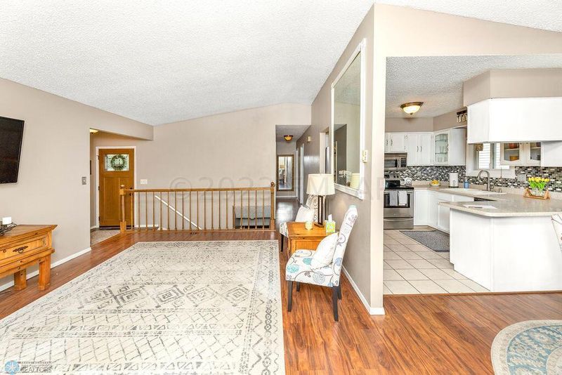 2638 29th Ave S, Moorhead, MN 56560