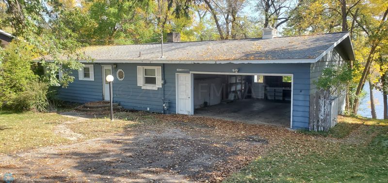 15671 Munson Ln, Detroit Lakes, MN 56501