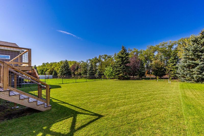 3715 30th St S, Moorhead, MN 56560
