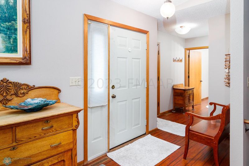 2416 Cromwell St S, Moorhead, MN 56560