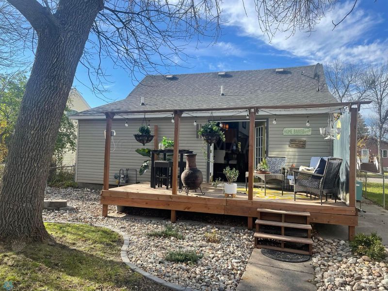828 11th St N, Breckenridge, MN 56520
