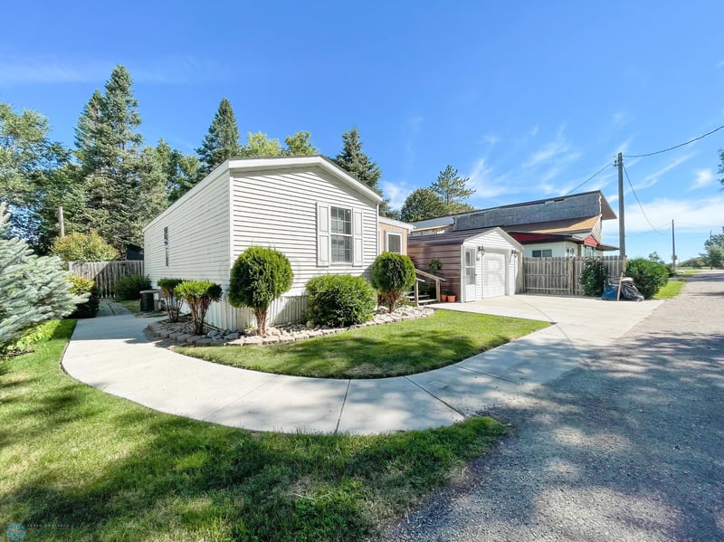 309 Pershing Ave, Hitterdal, MN 56552