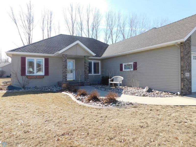 1941 51st Ave N, Moorhead, MN 56560