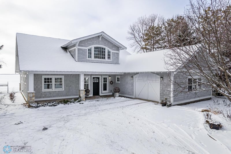 39076 Rokmar Trl, Battle Lake, MN 56515
