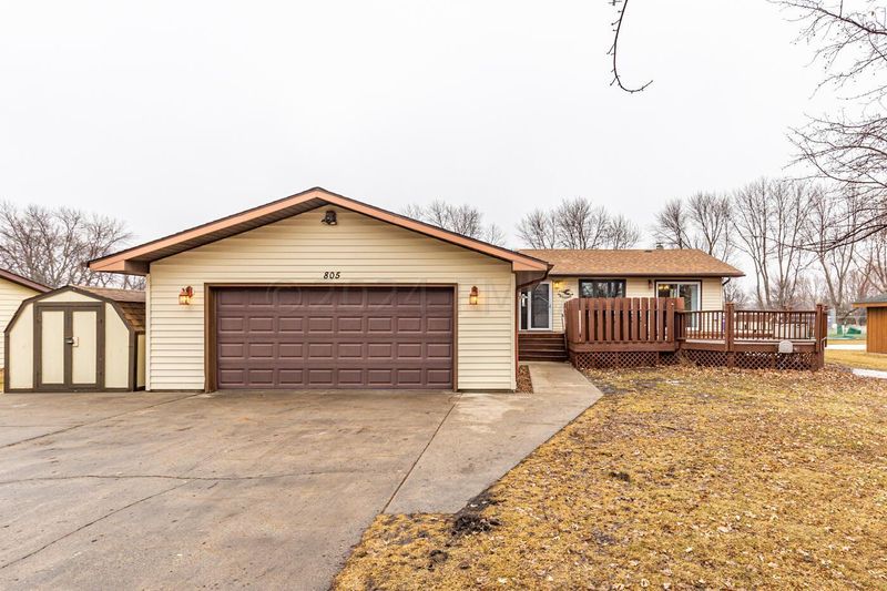 805 4 1/2 Ave NE, Barnesville, MN 56514