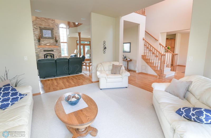 903 110th Ave N, Moorhead, MN 56560
