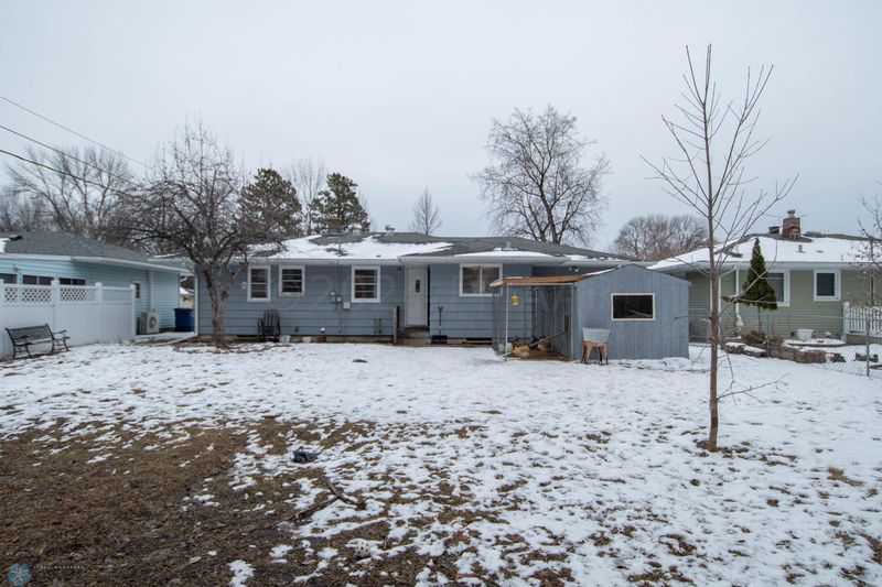1707 17th St S, Moorhead, MN 56560
