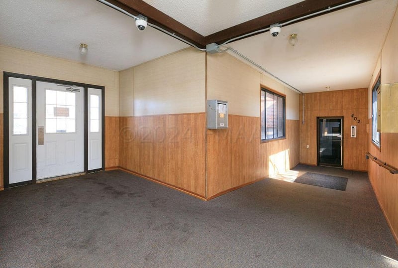 402 1 Ave NW #C, Dilworth, MN 56529