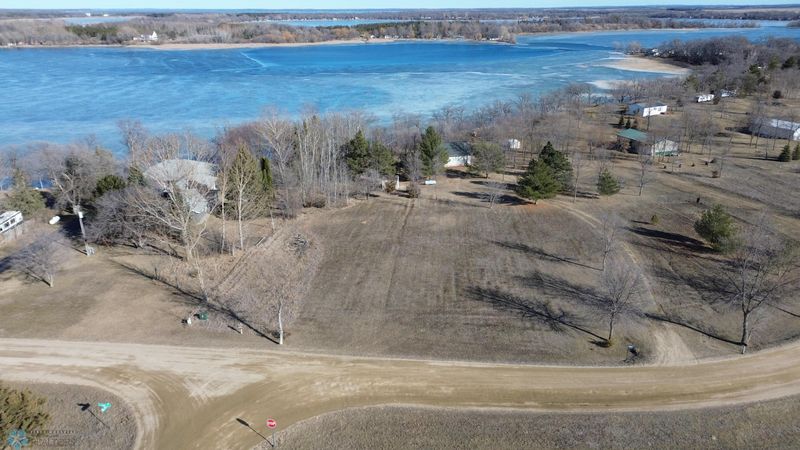 27494 Crappie Trl, Underwood, MN 56586