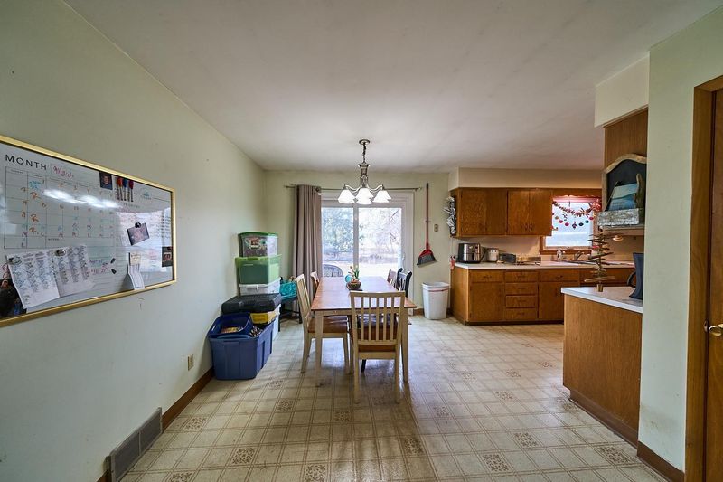 513 Eglon Ave S, Glyndon, MN 56547