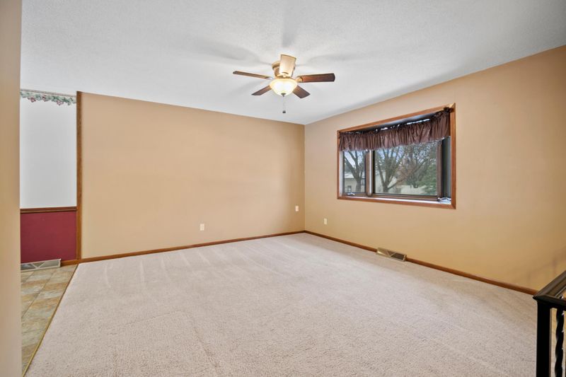 2390 4th Ave NW, Owatonna, MN 55060