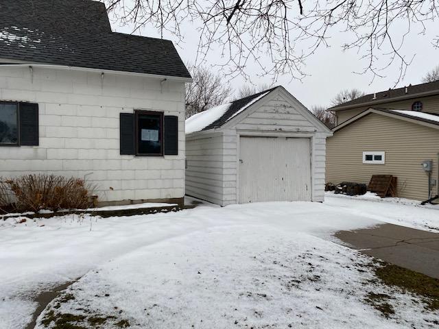 14 2nd Ave NE, Fairfax, MN 55332