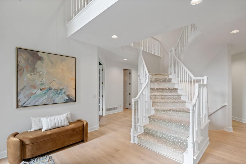 5575 Bristol Ln, Minnetonka, MN 55343