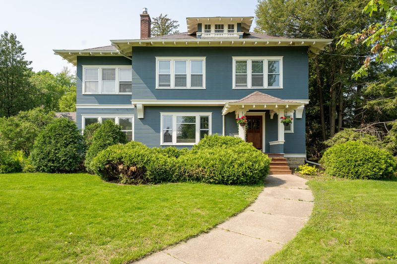810 East Ave, Red Wing, MN 55066