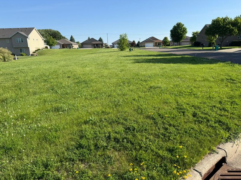 XXXX Creek View Ln, Owatonna, MN 55060