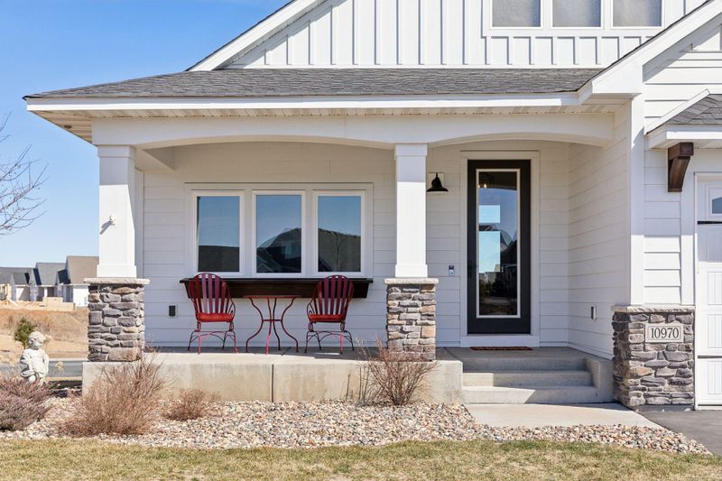10970 38th Ct N, Lake Elmo, MN 55042
