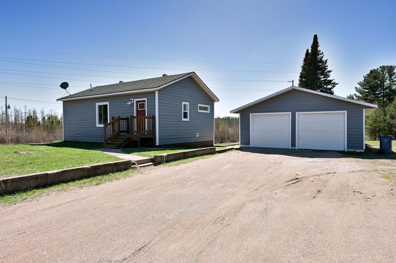 811 S Front St, Spooner, WI 54801