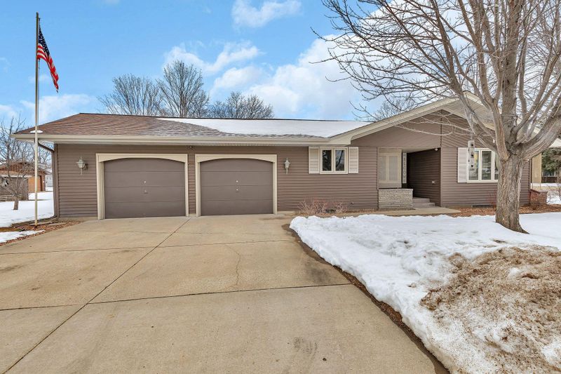 204 Main St E, Richmond, MN 56368