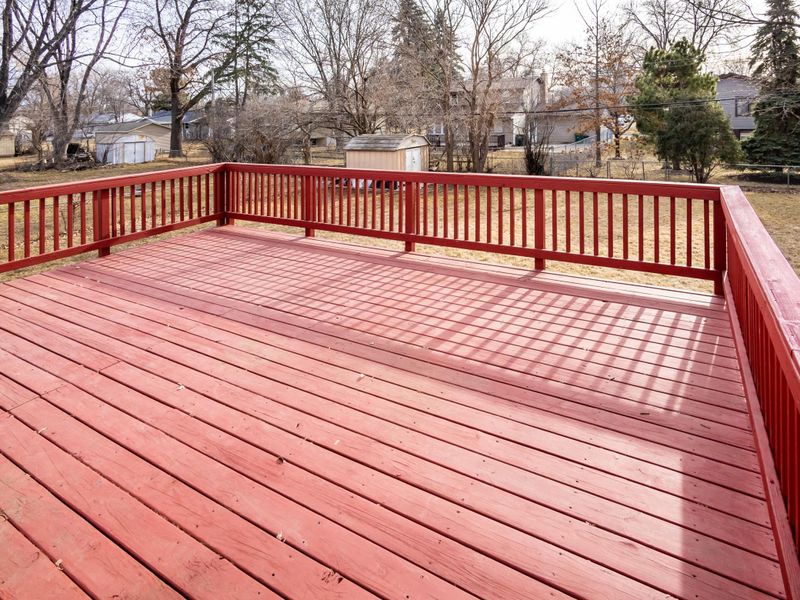 8100 Yates Ave N, Brooklyn Park, MN 55443