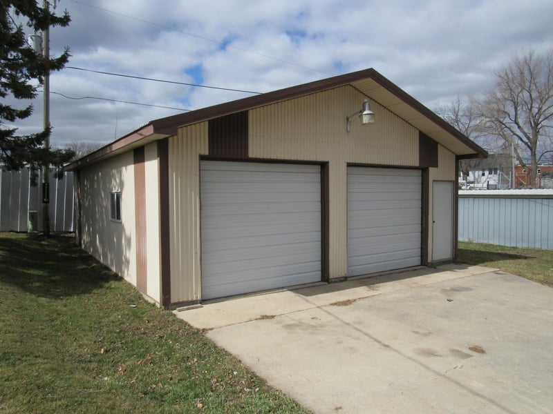 121 Main St S, Wykoff, MN 55990