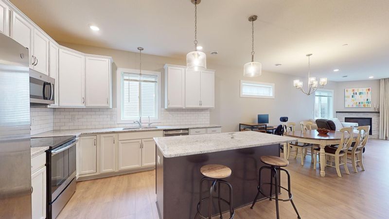 642 Shardlow Pl NE, Byron, MN 55920
