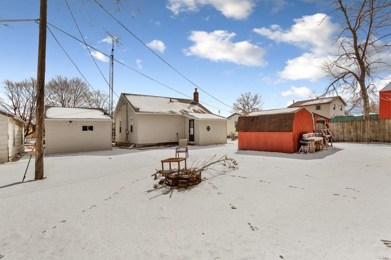 210 S Dodge St, Kellogg, MN 55945