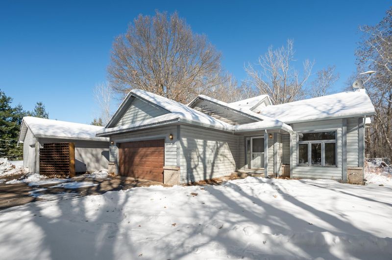 1621 352nd Ave NE, Cambridge, MN 55008