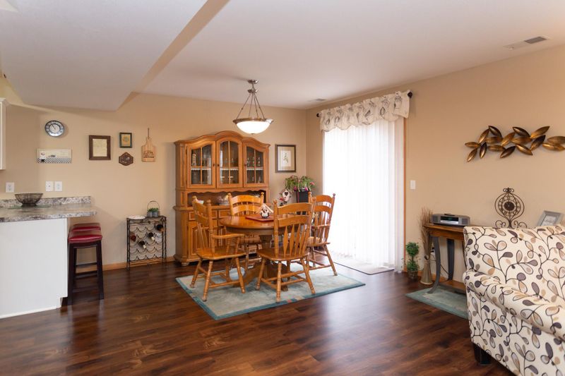176 Oakmont Ln, Red Wing, MN 55066