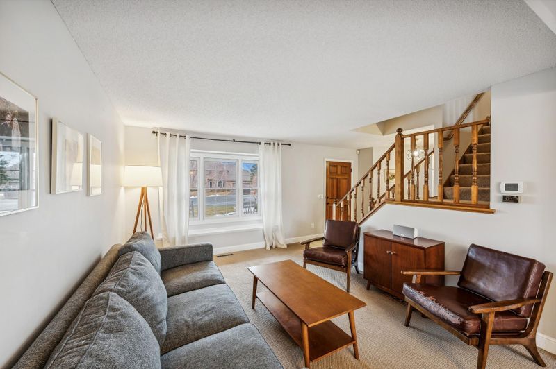 8628 Langley Ct, Eden Prairie, MN 55347