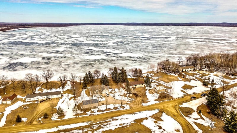 36646 Perrine Dr, Rochert, MN 56578